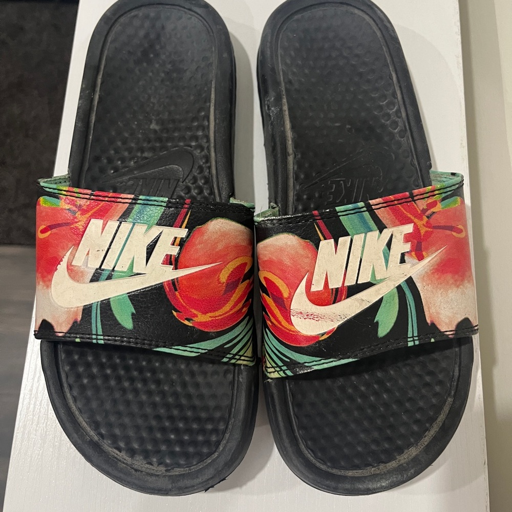 Nike Black Floral Slide Sandals